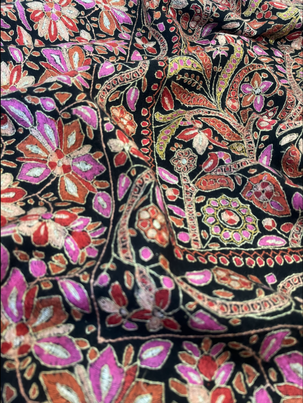 Full Sozni Embroidered Jama Shawl